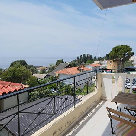 Mehilli Hotel Dhërmi Extérieur photo