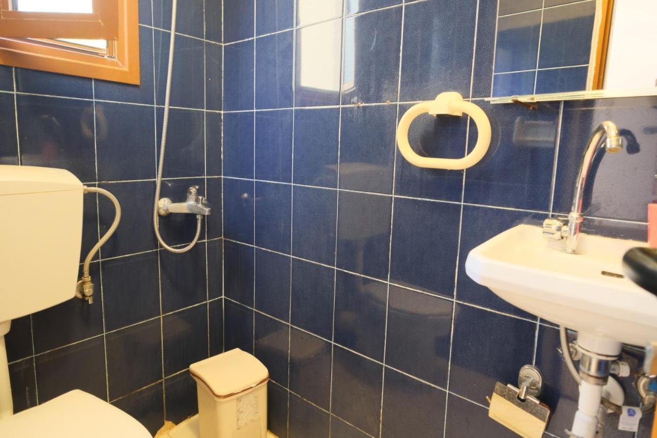 Mehilli Hotel Dhërmi Extérieur photo